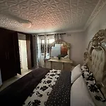 Luxurious 4 Bedroom Family Home