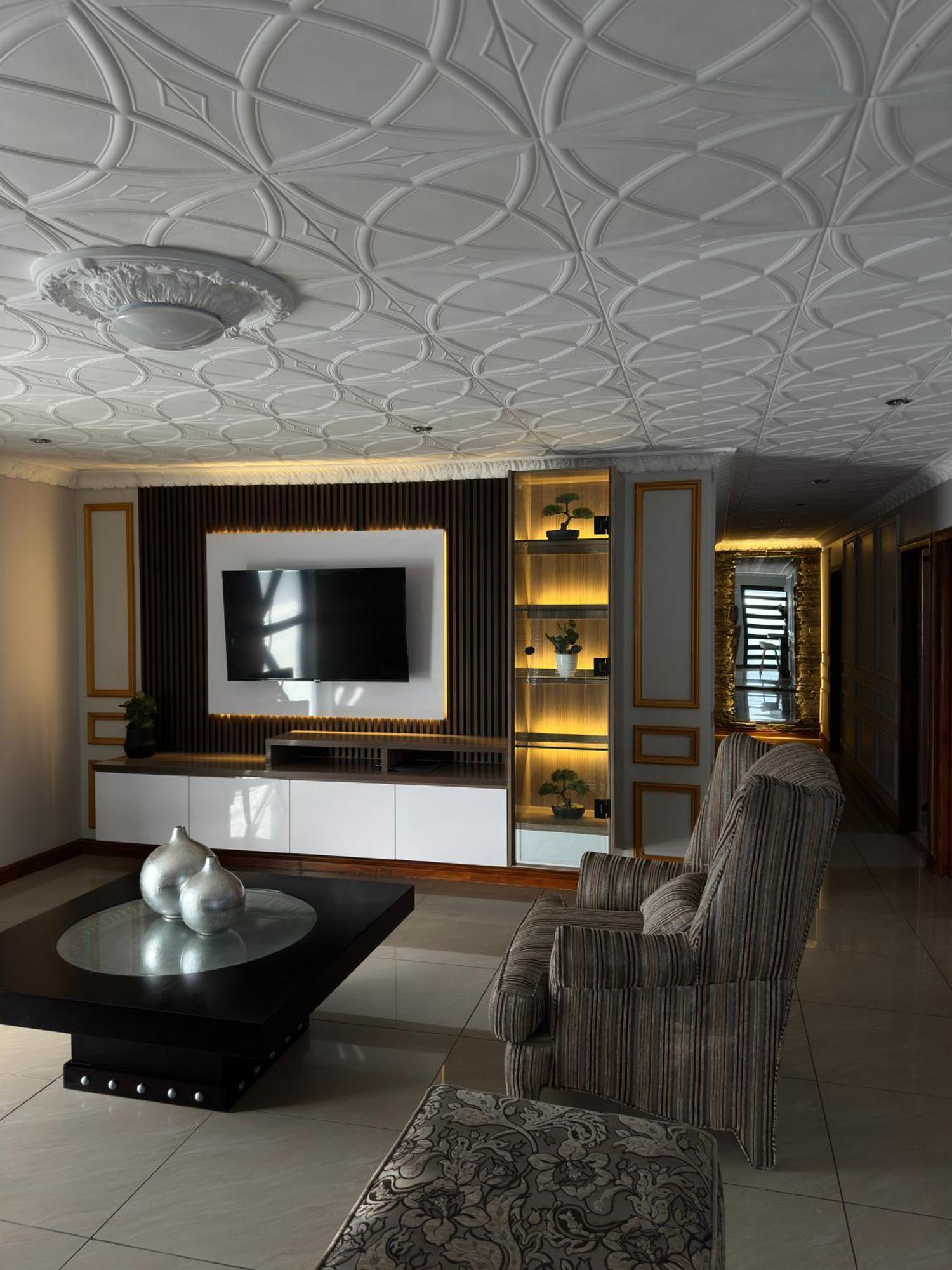 Luxurious 4 Bedroom Family Apartment