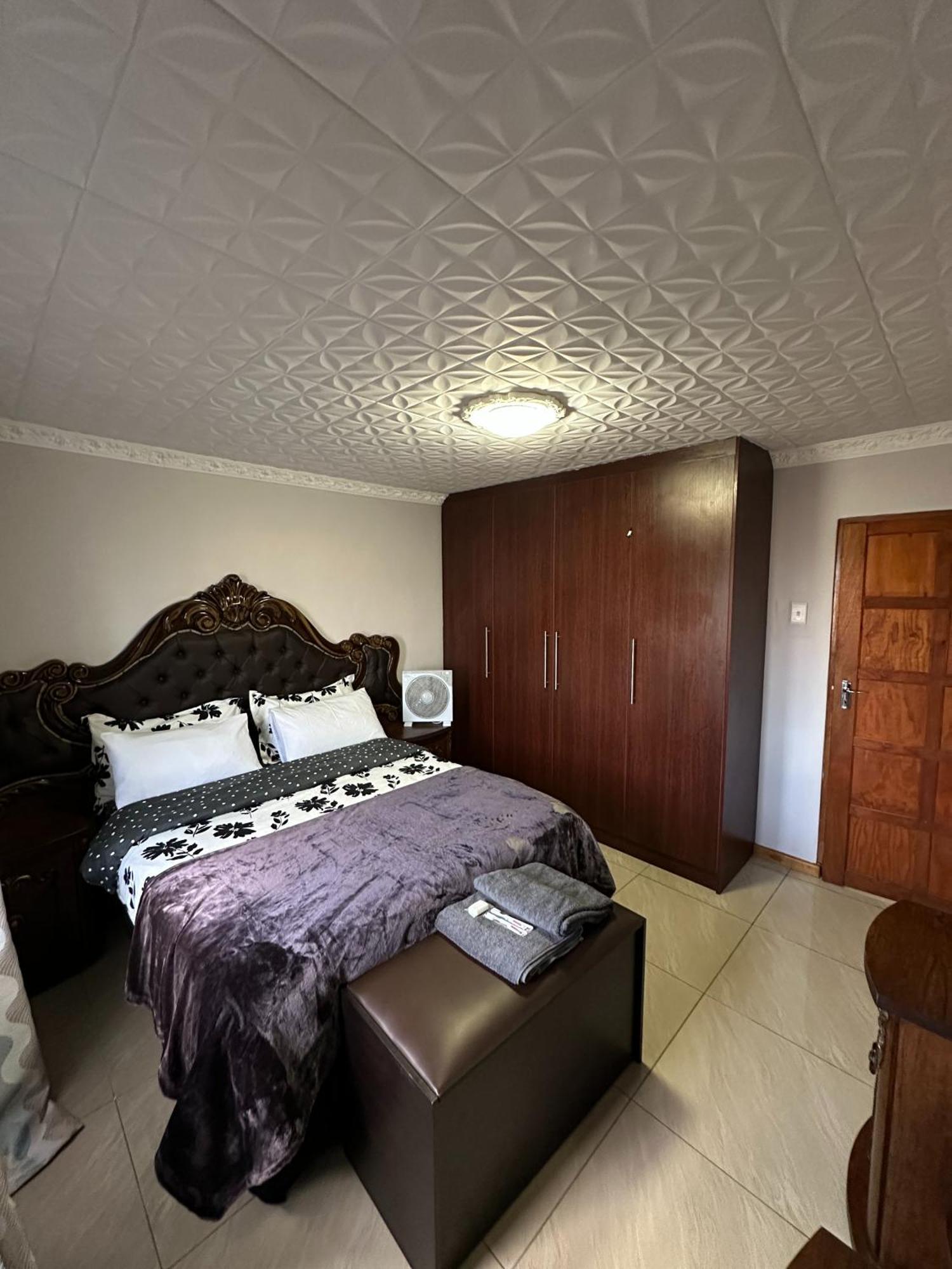 Apartment Luxurious 4 Bedroom Family Cape Town